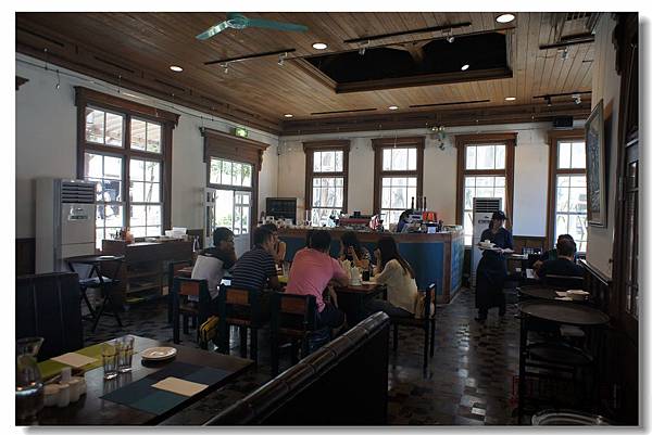 宜蘭餐廳 *和洋式建築~ 藍屋餐廳 @閒閒小魚出遊中